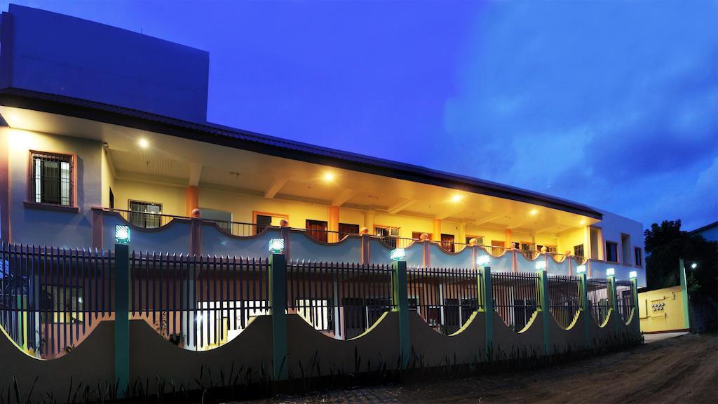 Amerson Pension Place Puerto Princesa Exterior photo