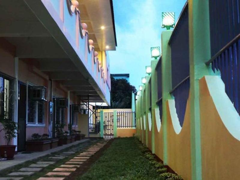 Amerson Pension Place Puerto Princesa Exterior photo